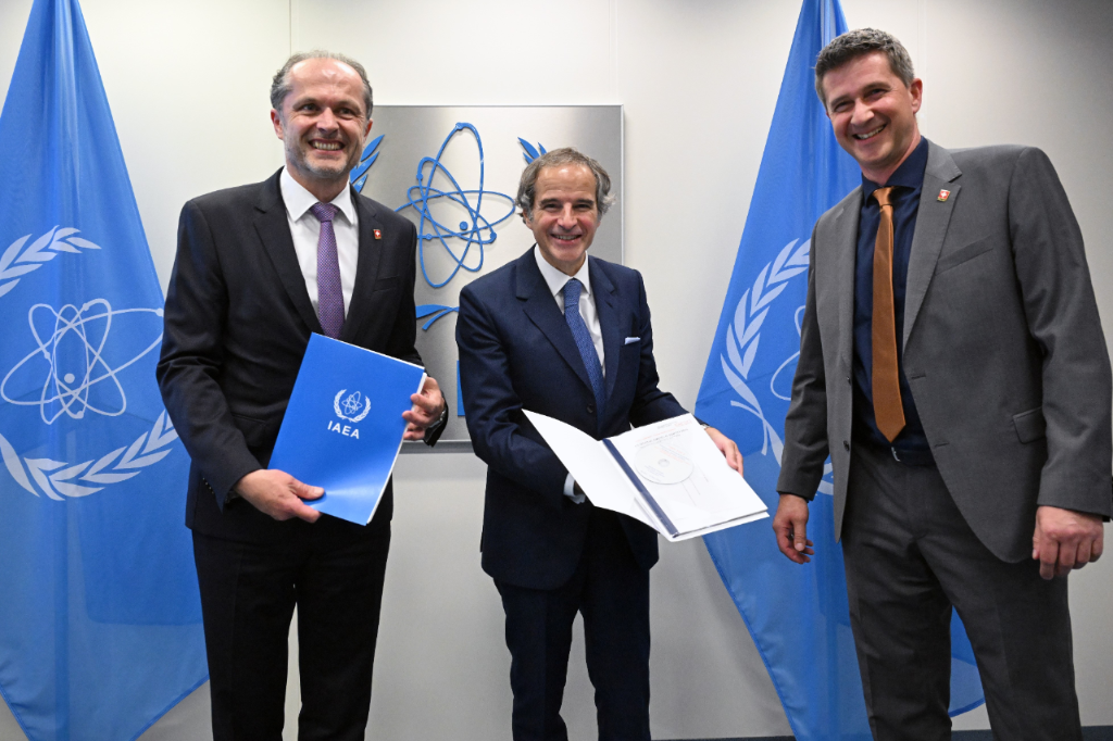 B. Revaz, R. M. Grossi et M. Kenzelman